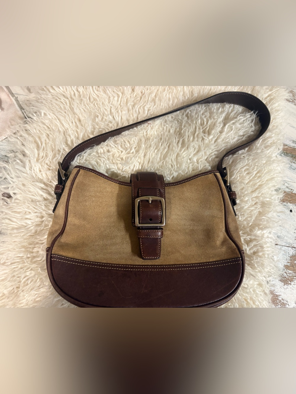 Y2K VINTAGE COACH
HAMPTON SUEDE HOBO BAG 7589 in TAN SUEDE W/ MAHOGANY LEATHER